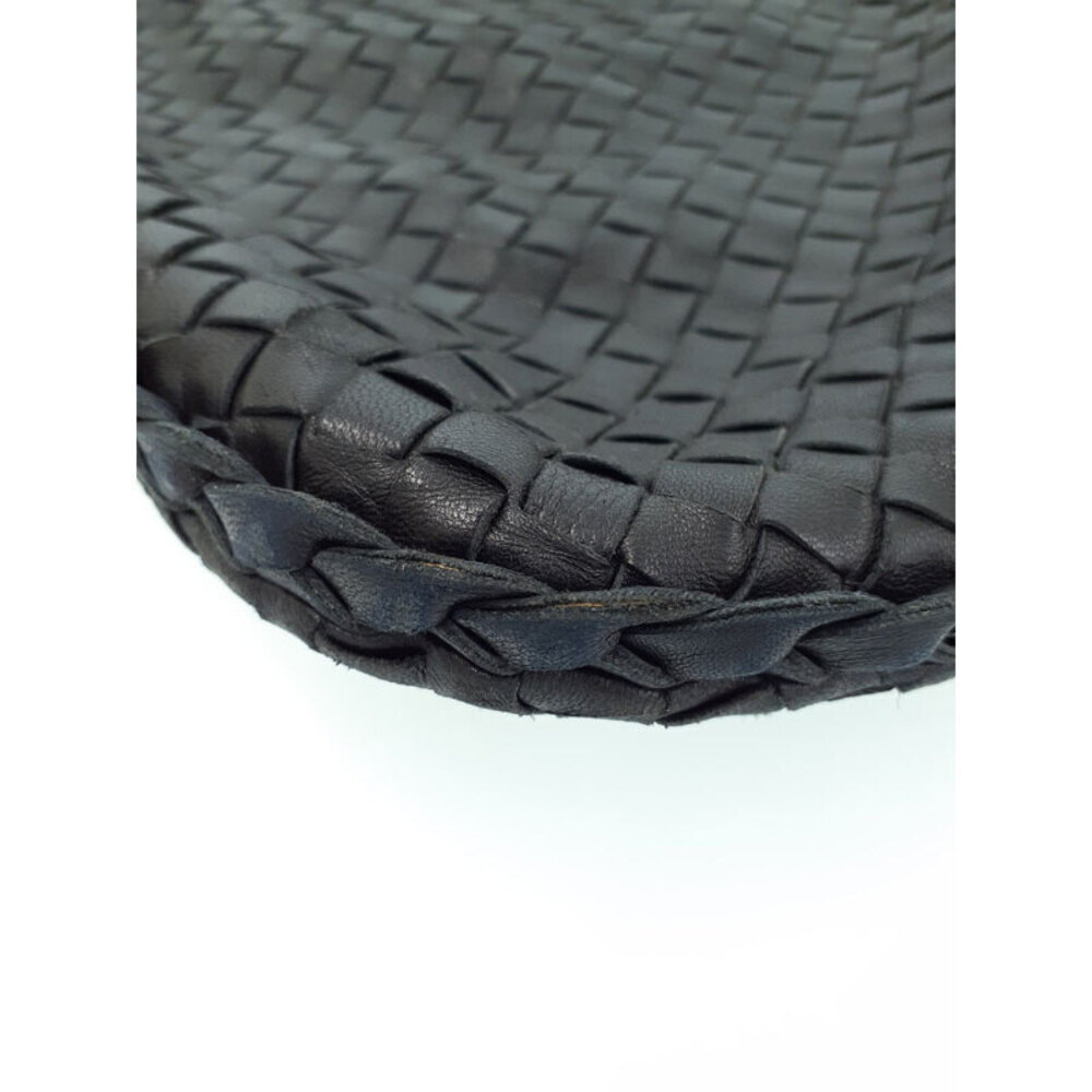 Bottega Veneta Intrecciato Shoulder Bag - Picture 5 of 9